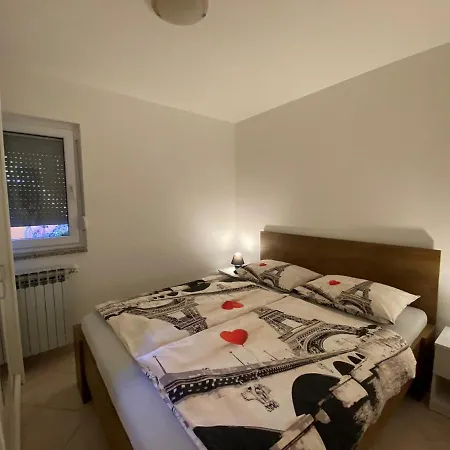 Hana Apartmán